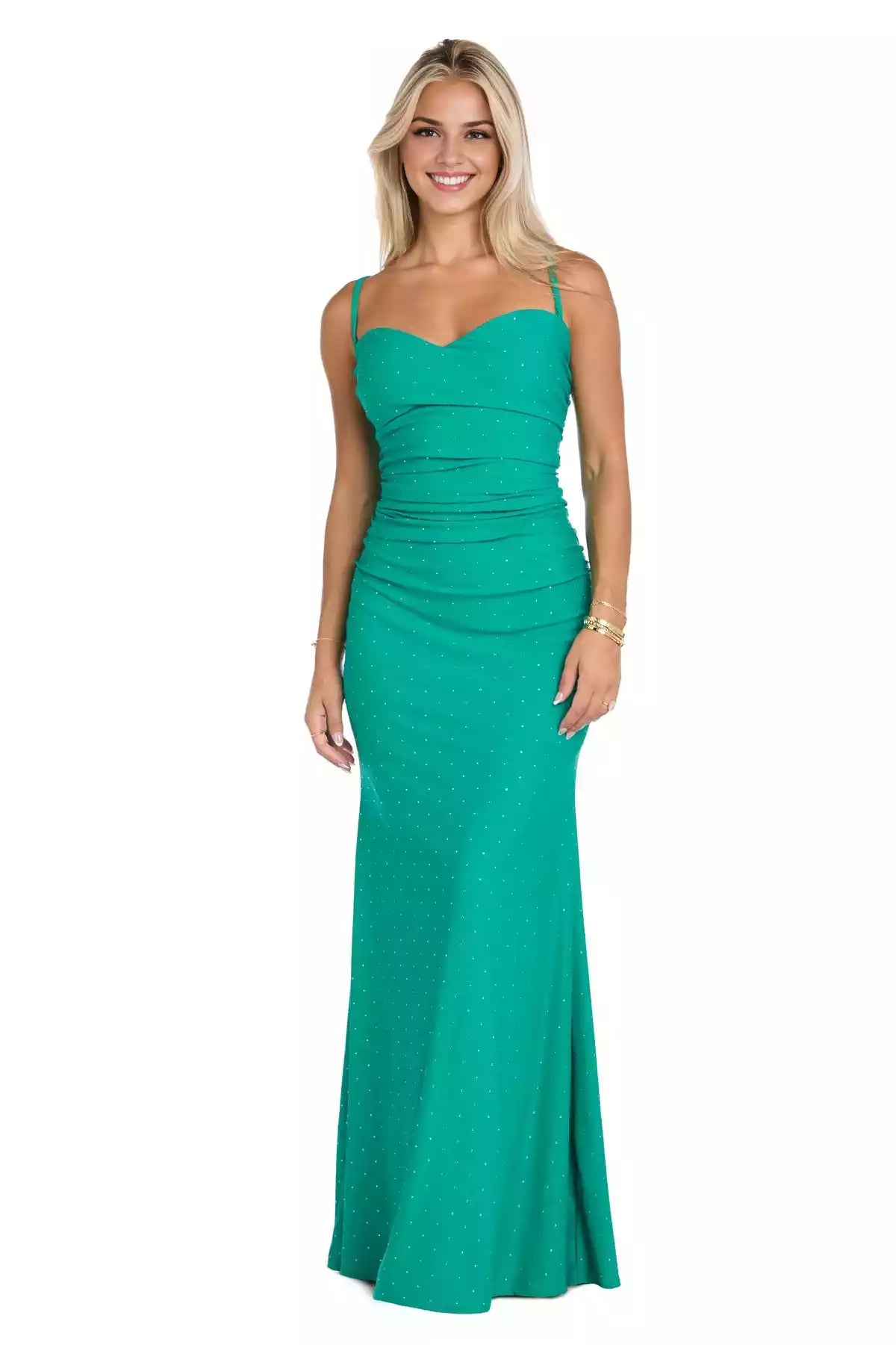 Smooth and slim fit long pleats that fit the body, showcasing confidence and beauty Prom Dresses